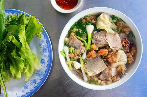 10 món ăn đường phố hấp dẫn ở Quy Nhơn