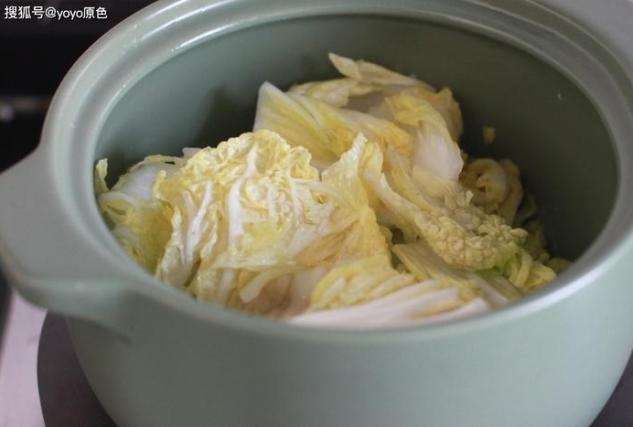 10 phút làm món canh cải thảo thịt băm, thơm ngon 'rụng rời', cả nhà không thể cưỡng lại