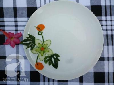 2 cách cắt dưa leo cà rốt cực dễ để tạo 5 kiểu trang trí đĩa ăn cực đẹp