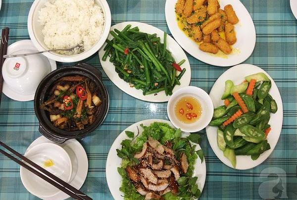 4 quán có cơm trưa ngon như nhà nấu cho dân công sở phố Nguyễn Chí Thanh