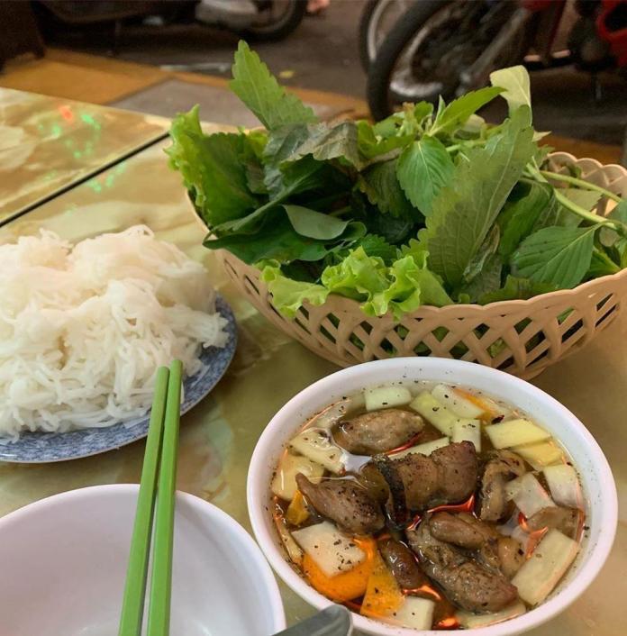 5 tiệm bún chả Hà Nội thu hút thực khách ở TP.HCM