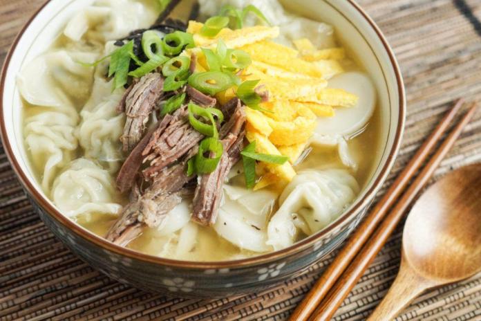 7 món ăn không thể bỏ lỡ khi đến Hàn Quốc vào dịp Tết Âm lịch