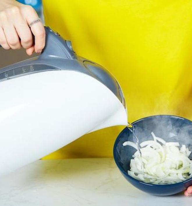 8 mẹo vặt dễ giật mình nhưng lại cực hữu ích trong nhà bếp mà bà nội trợ nào cũng nên biết
