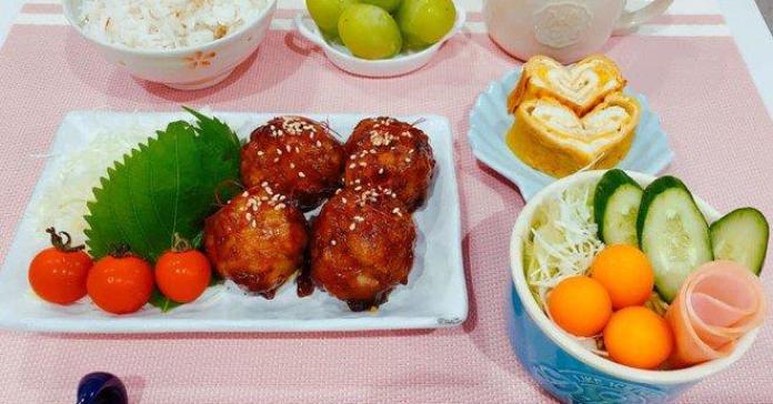 8X nấu ăn tuyệt ngon cho chồng Nhật, hội chị em vào đùa 
