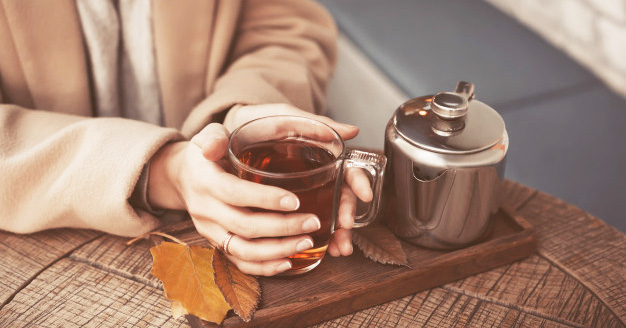 Ai bảo uống trà gây khó ngủ? Có một loại trà không những giúp bạn đánh một giấc êm ru, mà còn hỗ trợ hoạt động bài tiết gan, khiến da đẹp lên trông thấy