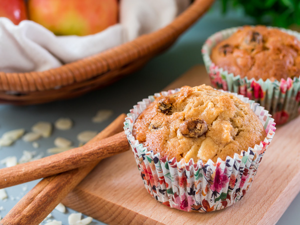 Ấm áp hương vị mùa thu với món bánh muffin táo thơm mềm