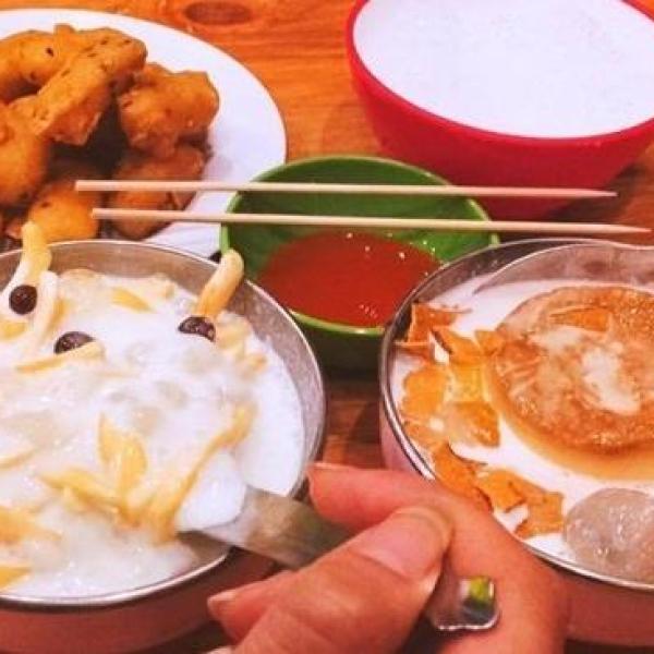 Ăn chơi với món chè dừa Thái Lan giá "mềm" bao ngon - giải nhiệt mùa hè siêu đã...