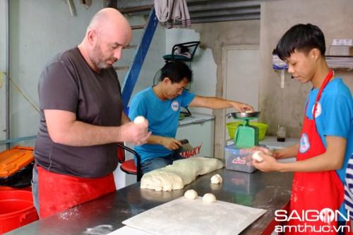 Bánh mì cuộn Hy Lạp độc lạ ở Tân Bình