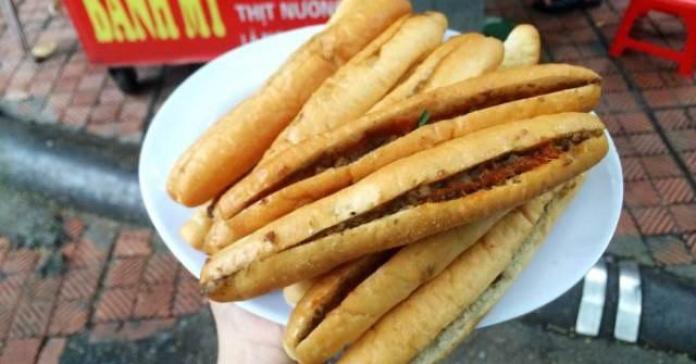Bánh mì Việt Nam: Từ món ăn đường phố đến đặc sản được Google vinh danh