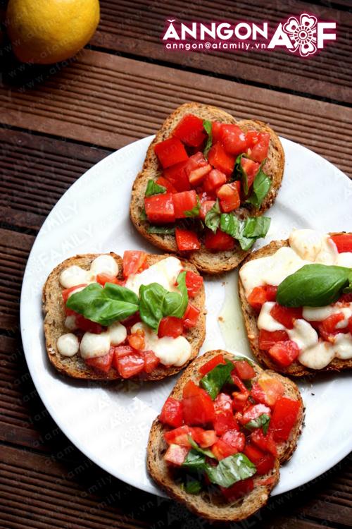 Bruschetta: Ăn bánh mỳ tuyệt ngon theo kiểu Ý