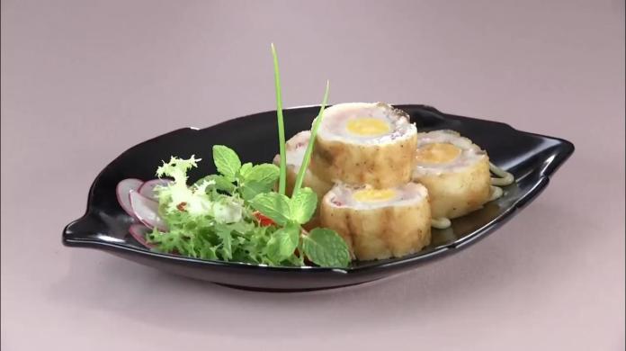 Cá cuộn tôm trứng cút