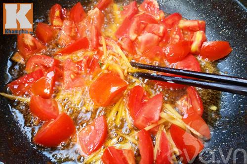 Cá rô phi sốt cà chua ngon cơm trong mọi thời tiết