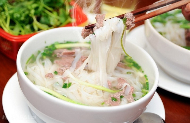 Các món ăn Việt được khách Tây yêu thích và ca ngợi trên báo nước ngoài