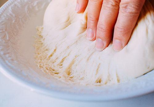 Cách làm bánh bao xá xíu cho bữa sáng thêm hấp dẫn