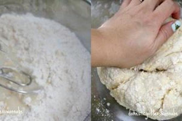 Cách làm bánh mì nhân mặn mềm thơm cho bữa sáng ngon mà đủ chất