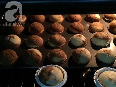 Cách làm bánh muffin cafe vân đá dễ mà đẹp và ngon