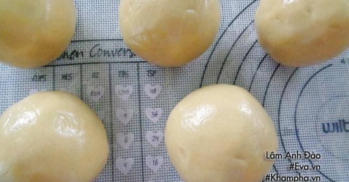 Cách làm bánh nướng nhân khoai môn dẻo đơn giản ngon miệng