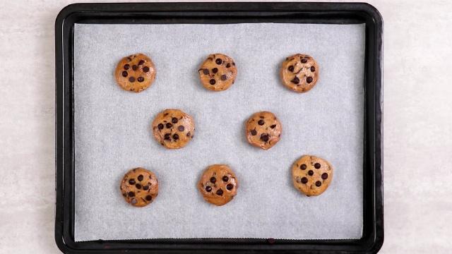 Cách làm chocolate chip cookie