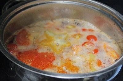 Cách làm món canh chua tôm nấu khế