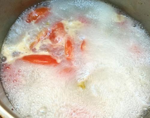 Cách làm món canh hến nấu chua đầy hấp dẫn