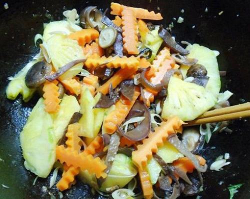 Cách làm món ếch xào thập cẩm thơn ngon, nhiều chất dinh dưỡng