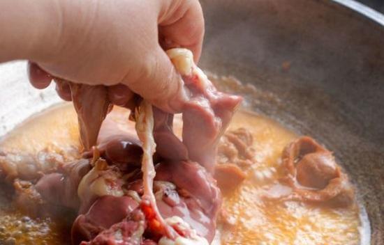 Cách làm món gan gà xào khoai tây thơm ngon, ăn là nghiền