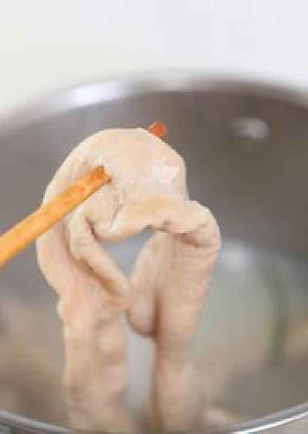 Cách làm món lòng xào cải chua giòn giòn, dai dai cực ngon miệng