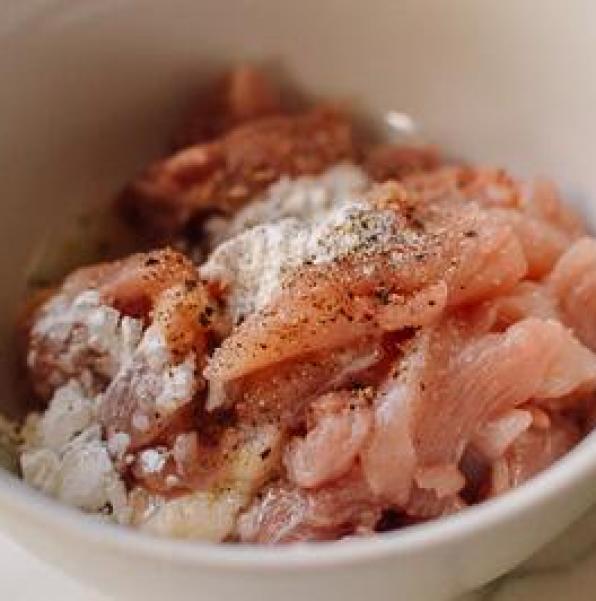 Cách làm món mì udon nấu gà, nấm thơm phức, tuyệt ngon cho bữa sáng