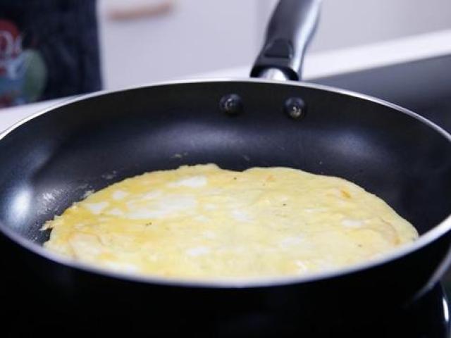 Cách làm món trứng cuộn nấm và măng tây đẹp mắt, ngon ngất ngây
