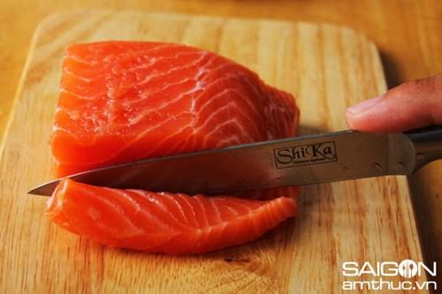 Cách làm sashimi cá hồi ngon đúng điệu
