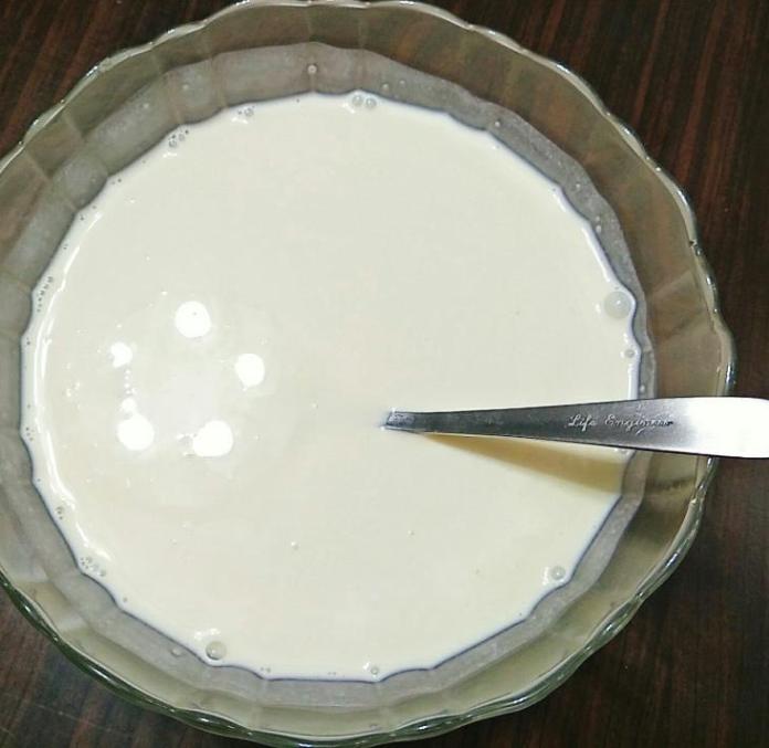 Cách làm siro thanh long và kem que sữa dừa giải nóng ngày hè