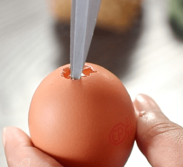 Cách làm trứng gà nướng tại nhà không bị trào ngon khó cưỡng