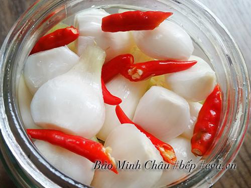 Cách muối dưa hành chua ngon chỉ 5-6 ngày là ăn được