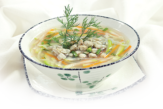 Canh hến nấu bầu