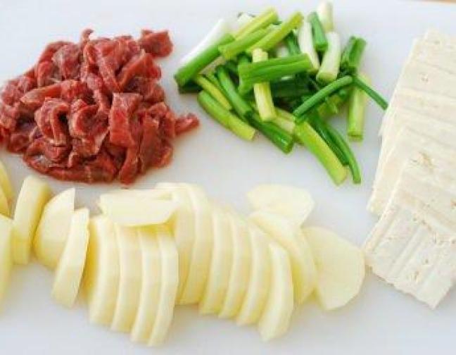 Canh khoai tây nấu kiểu Hàn chắc chắn sẽ khiến bạn thích mê
