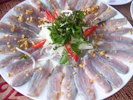 Canh nấm tràm, gỏi cá nghéo nổi tiếng ở Quảng Bình