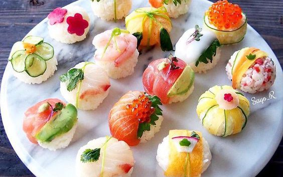 Có những cách làm sushi đẹp đến nao lòng chẳng nỡ ăn, chính bạn cũng có thể làm được