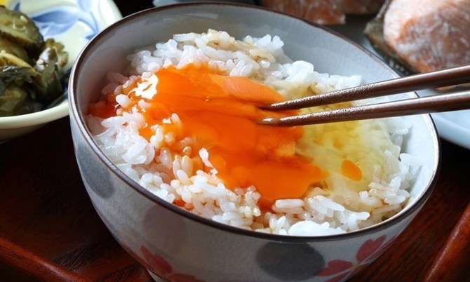 Cơm trứng sống - bữa sáng khoái khẩu của người Nhật