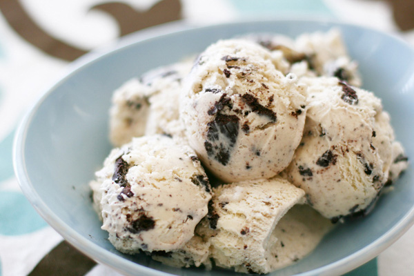 Công thức kem bánh quy dễ làm "nhất quả đất"