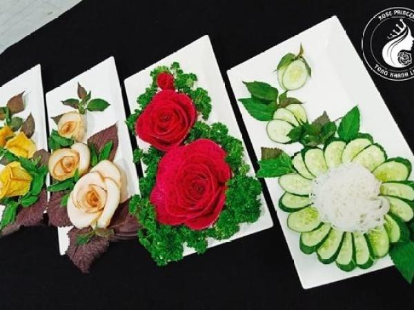Đã mắt ngắm món bún đậu mắm tôm 'nở hoa' và loạt món ăn được trang trí 'đẹp tới từng centimet' của mẹ đảm Sài Gòn