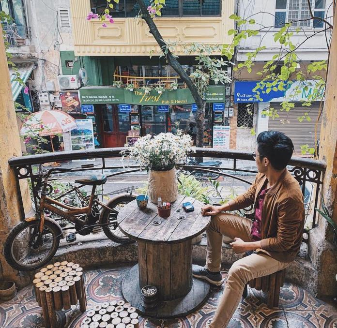 Dạo quanh thủ đô ghé 5 quán cà phê đậm nét Hà Nội xưa