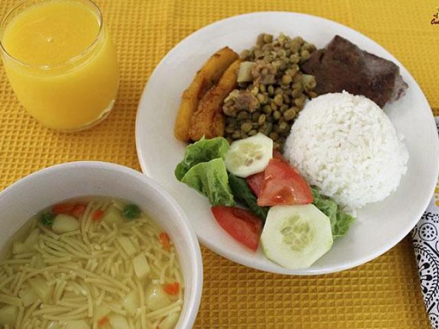 Đây chính là những món ăn quê nhà tiếp thêm sức mạnh cho các cầu thủ Colombia trước trận chiến đêm nay