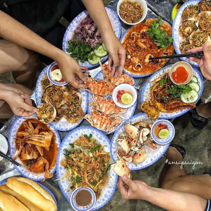 Đến Đà Nẵng, ghé 7 địa chỉ gần biển Mỹ Khê thưởng thức hải sản tươi