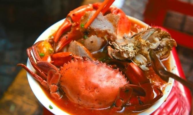 Địa chỉ cuối tuần: 2 tiệm bánh canh 'đắt xắt ra miếng'