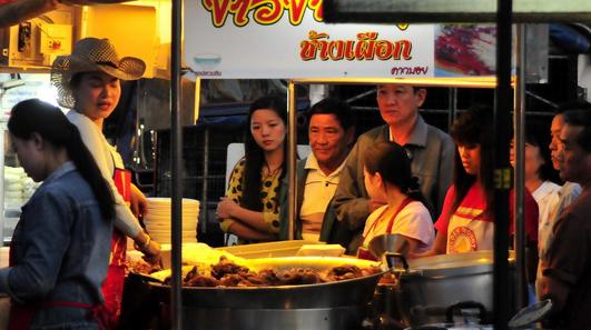 Điểm ăn uống ngon rẻ ở các thành phố du lịch châu Á