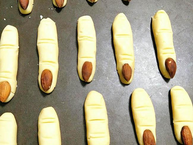 Đón Halloween với loạt bánh ngón tay "nhìn thì ghê nhưng ăn là mê"