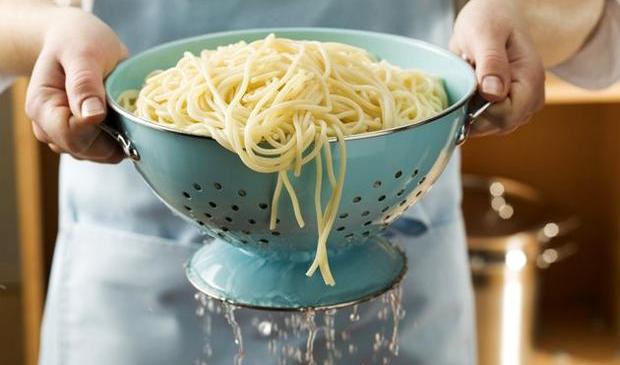 Đừng bao giờ đổ nước luộc mì pasta, nếu bạn muốn có món ăn hoàn hảo