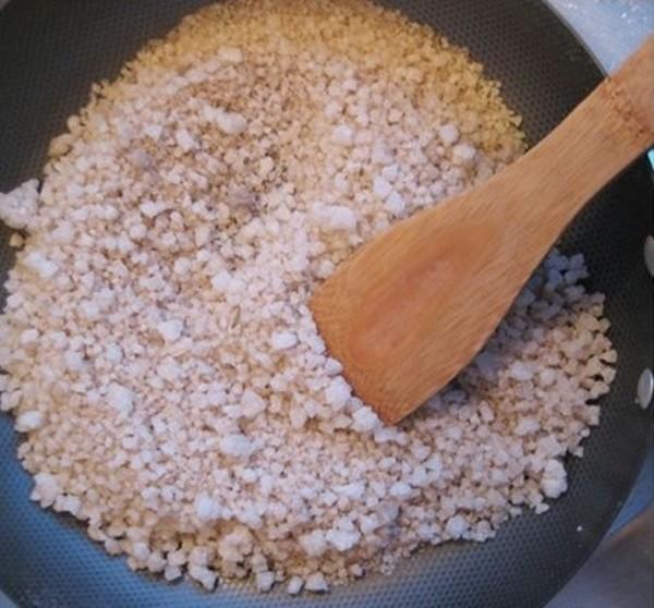 Gà nướng muối làm theo cách này vừa dễ lại ngon!