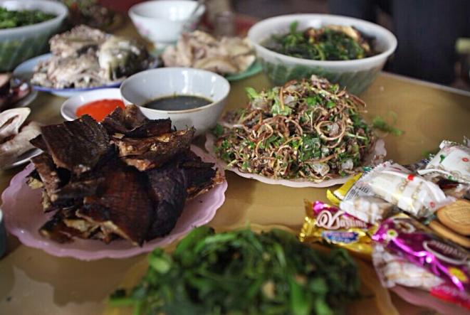 Gỏi cá đãi khách quý của người Thái ở Điện Biên