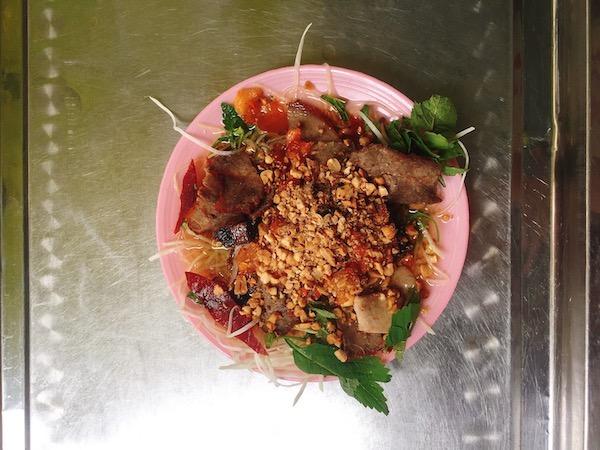 Gợi ý 6 món ăn dưới 50k cực ngon khu phố cổ Hà Nội